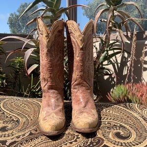 Corral women’s cowboy boots